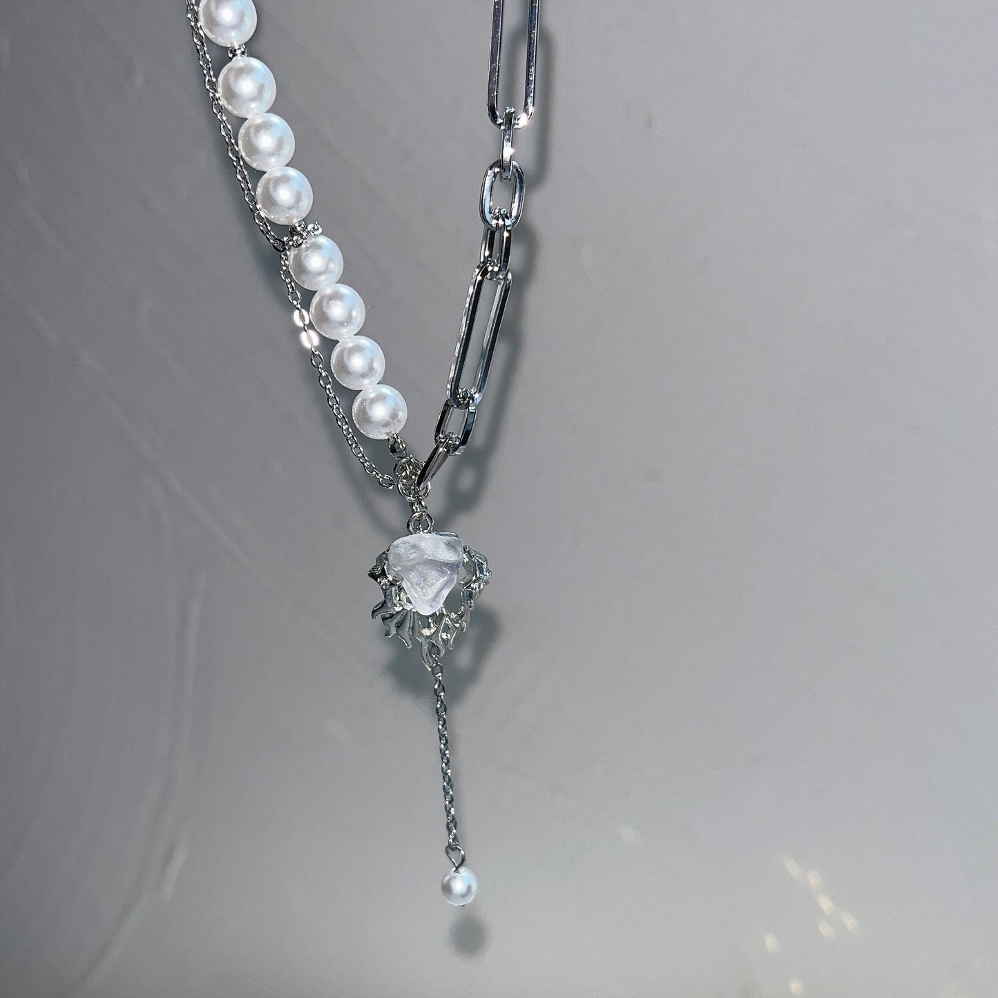Iris Pearl Earrings