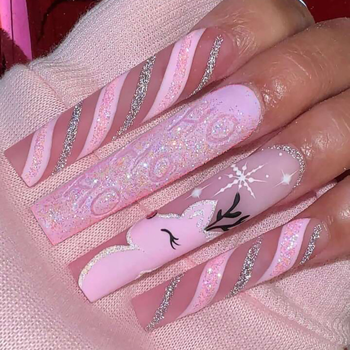 Christmas Pink Nails - Press on Nails