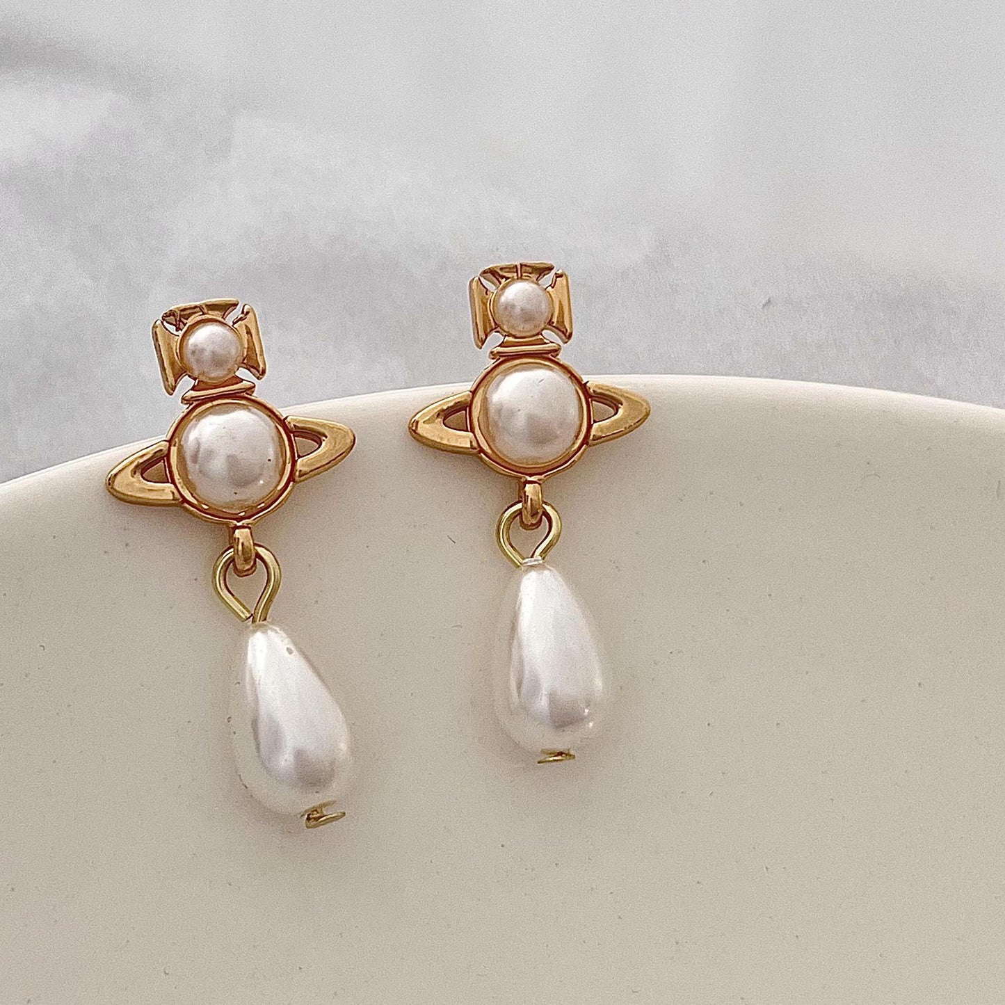 Donna French Vintage Pearl Earrings