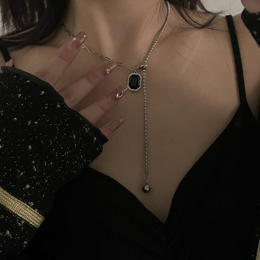 Kristin Niche Necklace